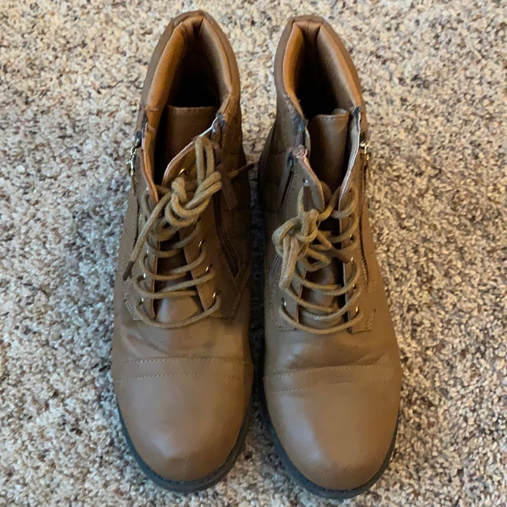 Daily Shoes Boots
